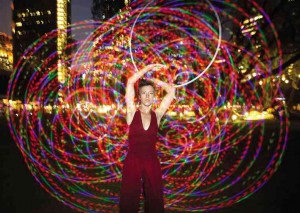 Optique illusions' droit à Ayala Triangle- peut vous garder en forme, style de vie Inquirer