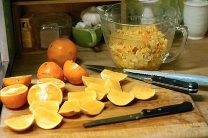 Orange-Ginger Marmalade - nourriture dans des bocaux (pots) Orange-Ginger Marmalade - Alimentation en Jars