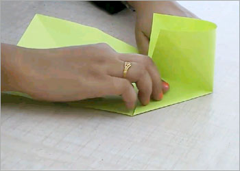Origami-Frosch für Kinder Schritt für Schritt Anleitung