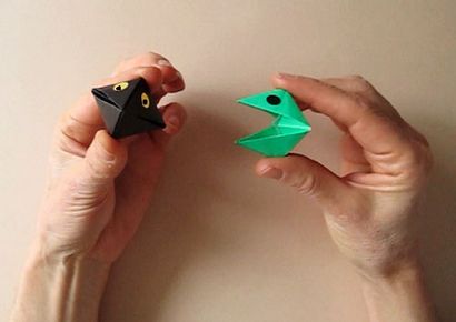 Origami Anleitung A Papierpuppen für Kinder