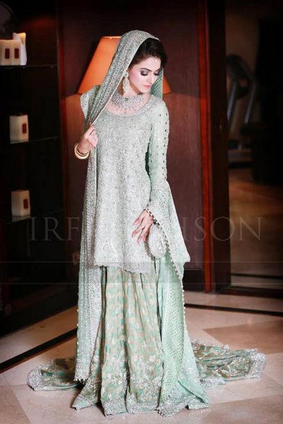 Robes de mariée pakistanais 15 Styles Trending Ressembler A Shehzadi (belle robe de mariée pakistani) Robes de mariée pakistanais 15 Styles Trending Ressembler A Shehzadi
