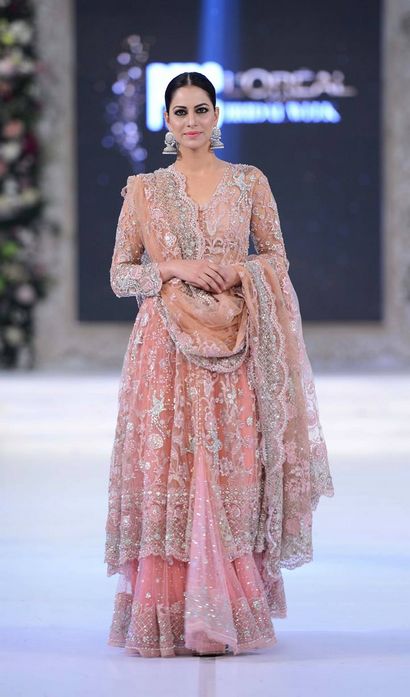 Robes de mariée pakistanais 15 Styles Trending Ressembler A Shehzadi (mariée) Robes de mariée pakistanais 15 Styles Trending Ressembler A Shehzadi