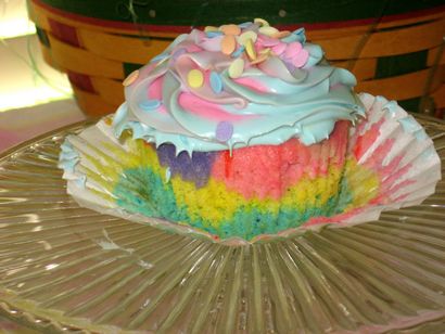 Pastel arc-en-Cupcakes, Le Rebelle domestique (rebelle) Pastel arc-en-Cupcakes, Le Rebelle domestique