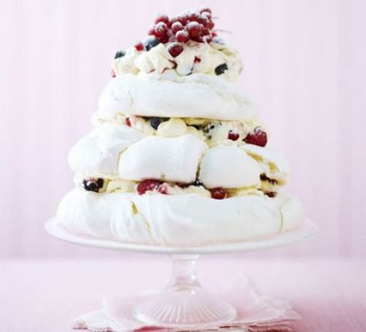 gâteau Pavlova aux fruits - recette de crème, BBC Good Food