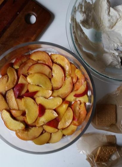 Peach Eisbox Kuchen, der Pfirsich-Truck