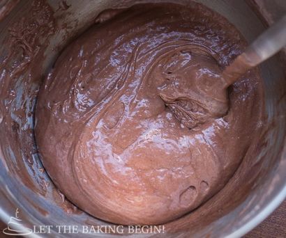 Gâteau éponge au chocolat parfait - Laissez le Baking Begin!