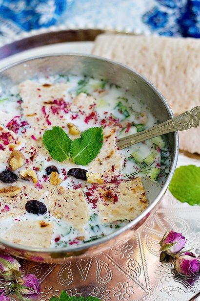 Persian Kalte Joghurtsuppe - Abdoogh Khiar • Unicorns in der Küche