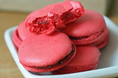 Pierre Herme - s Ketchup Macarons (Ketchup Plätzchen) - David Lebovitz