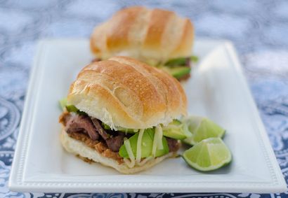 Rose persil Steak style mexicain Sandwiches