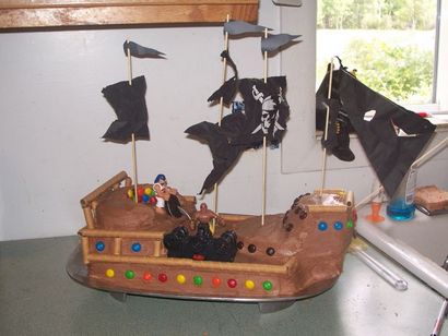 Cake Pirate Ship 5 étapes (avec photos)