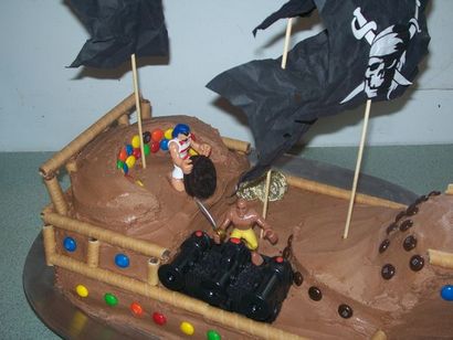 Cake Pirate Ship 5 étapes (avec photos)