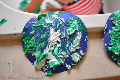 Peintures Planète Terre - Art Process pour les enfants - en remplacement d'enfants d'âge préscolaire