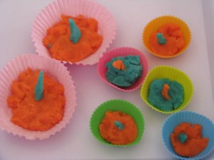 Knete Cupcakes, Lernen 4 Kids