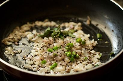 recette Poha, comment faire recette Aloo de poha, recette poha de pommes de terre