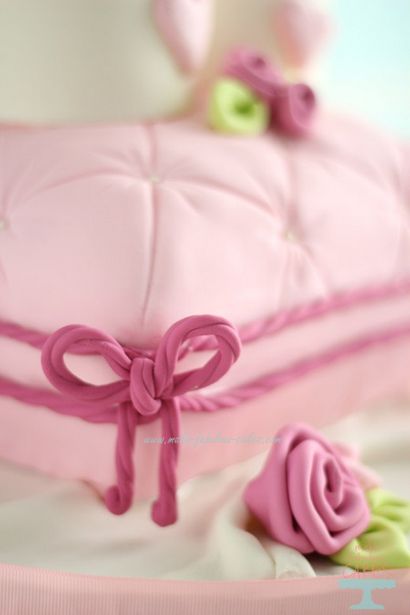 Princess Crown Cake (Comment faire un gâteau d'oreiller)