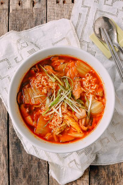 Rapide et facile Kimchi Ramen - La vie de Woks