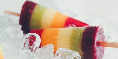 Arc-en-vrais fruits Ice Blocks, Familles Magazine