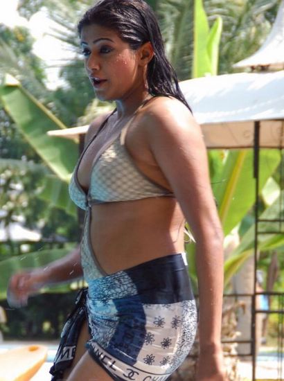 Seltene ungesehen Bikini-Fotos der Schauspielerin Priyamani