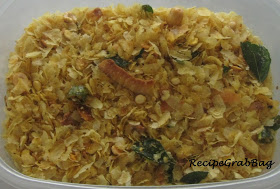 RecipeGrabBag Patal Pohya cha Chivda (Thin Poha Chivda)