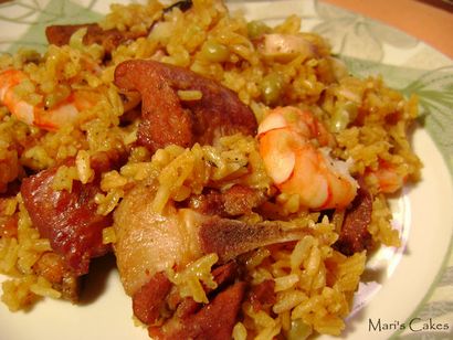 Reis mit Schweinekoteletts, Dominikanische Locrio de Chuletas y Camarones, Mari s Cakes (Englisch)