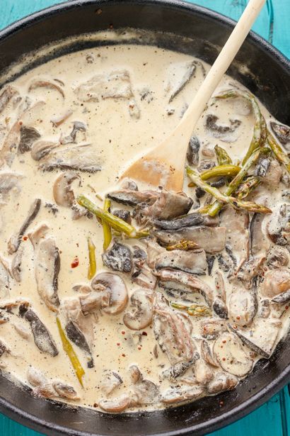 Pommes de terre rôties bébé dans une sauce aux champignons maison - L'écrivain Cookie