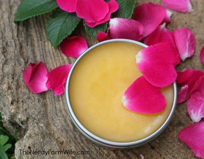 Pétales de rose Recette Salve - La femme Ferme Nerdy