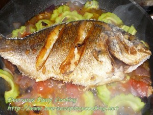 Sarciadong ISDA Ampalaya und Tausi