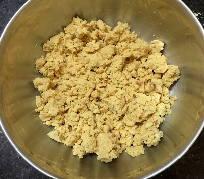 Sattu ke Laddu pour Kajari Teej, nourriture indienne