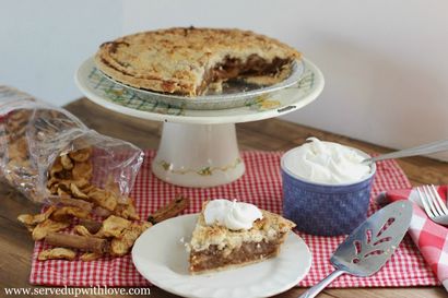 Servi avec amour au beurre d'Apple Crumble Schnitz Pie