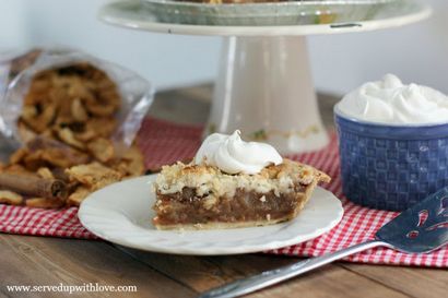 Servi avec amour au beurre d'Apple Crumble Schnitz Pie