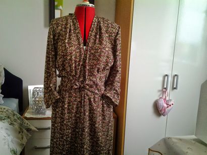 SewAngelicThreads, wie man einen Stil Kleid s 1940 machen