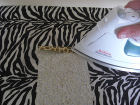 Coudre Boutique élégante Comment coudre une housse pour votre collier de chien ou un chat (comment faire des accessoires de collier de chien) Coudre Boutique élégante Comment coudre une housse pour votre collier de chien ou un chat
