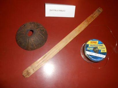 Einfaches Musik-Instrument Mit Coconut Shell und Bambus-Stock