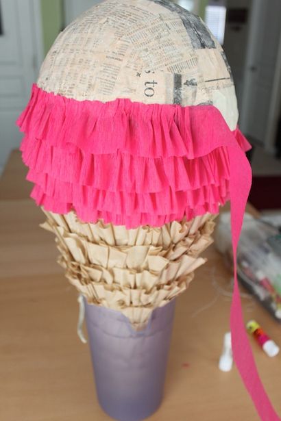 Einfach Moderne Mama - Ice Cream Piñata Tutorial