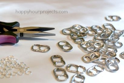 Soda Pop Tab Upcycled Bracelet Tutorial - Projets Happy Hour