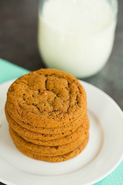 Doux et Chewy Gingersnap Cookies, Brown Eyed Baker