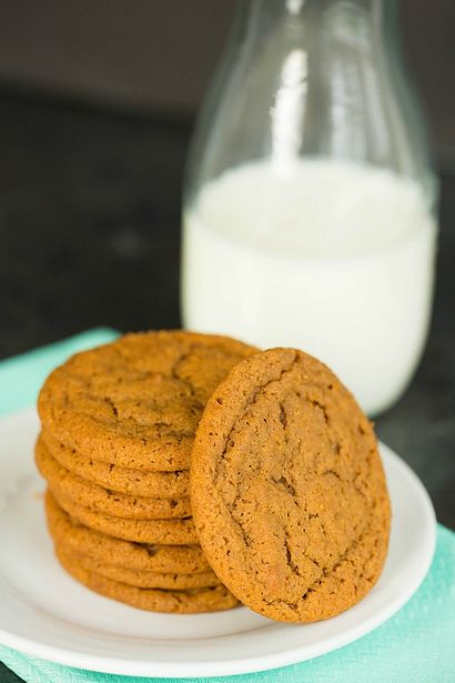 Doux et Chewy Gingersnap Cookies, Brown Eyed Baker