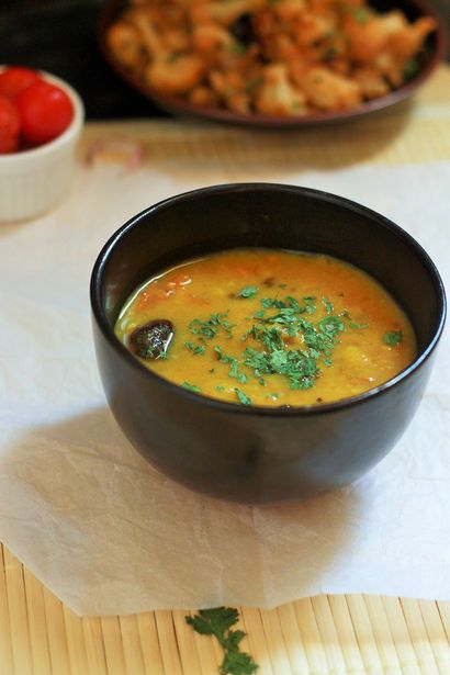 South Indian Paruppu Kulambu-Pasi Paruppu Kulambu - Cuisine Fas (paruppu) L'Inde du Sud Paruppu Kulambu-Pasi Paruppu Kulambu - Fas Cuisine