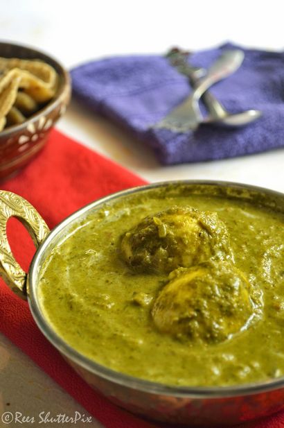 Épinards oeuf Recette Curry, Palak Anda Recette Curry, Saveurs délectables