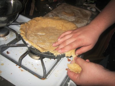 Étape par étape Fait maison Chicago Style Pizza, mordiller Ce