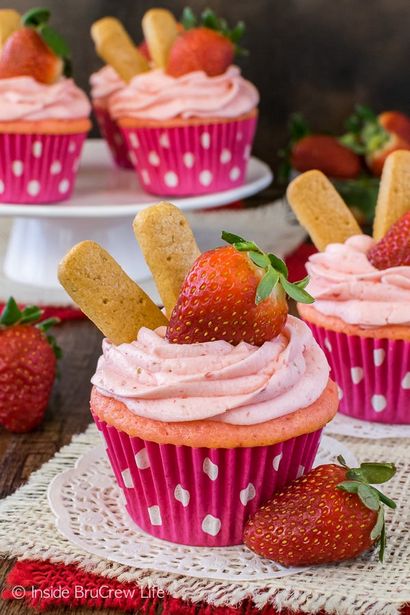 Strawberry Cheesecake Cupcakes