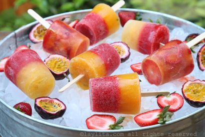 Strawberry Maracuja Eis am Stiel Paletas de fresa y maracuya - Laylita Rezepte