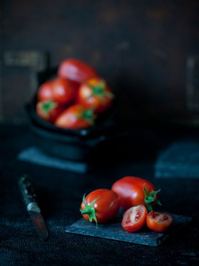 Sonnengetrocknete Tomaten in der Sonne, Weiß auf Reis-Paar