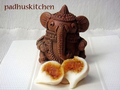 Süße Pidi Kozhukattai Rezept-Vinayaka Chaturthi Rezepte, Padhuskitchen