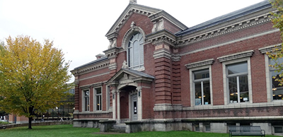 Contes d'une bibliothèque hantée, Magazine American Libraries