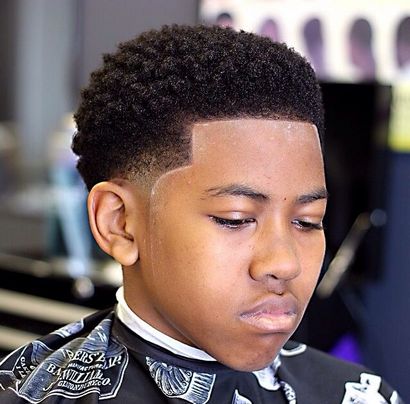 Fade conicité Haircut pour les hommes - Bas, Haut, Afro, Mohawk Fade