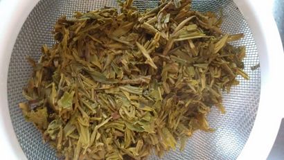 Tea Time laphet Thoke ou salade birmane Tea Leaf - La Hongrie Bouddha Eats Monde