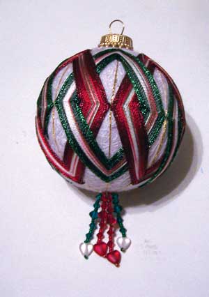 Temari - Save the Stitches par aiguille nordique (points de suture) Temari - Save the Stitches par aiguille nordique