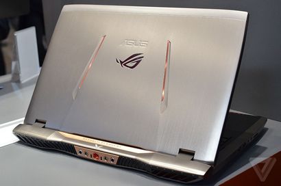 Le Asus GX700 est l'ordinateur portable refroidi à l'eau de vos rêves cauchemardesques, The Verge