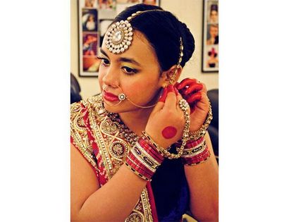 La Belle gujarati mariée - coiffure de mariée, nuptiale Saree et plus (mariée) La Belle gujarati mariée - coiffure de mariée, nuptiale Saree et plus